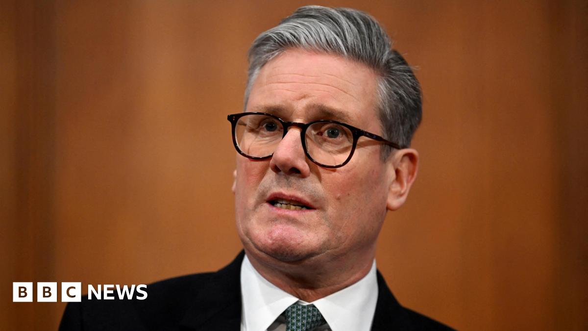 220 MPs Urge Starmer To Recognize Palestinian Statehood