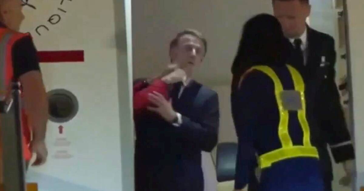 Affaire Macron-Brigitte Au Vietnam: La Vérité Derrière Les Photos Affaire Macron-Brigitte Au Vietnam: La Vérité Derrière Les Photos