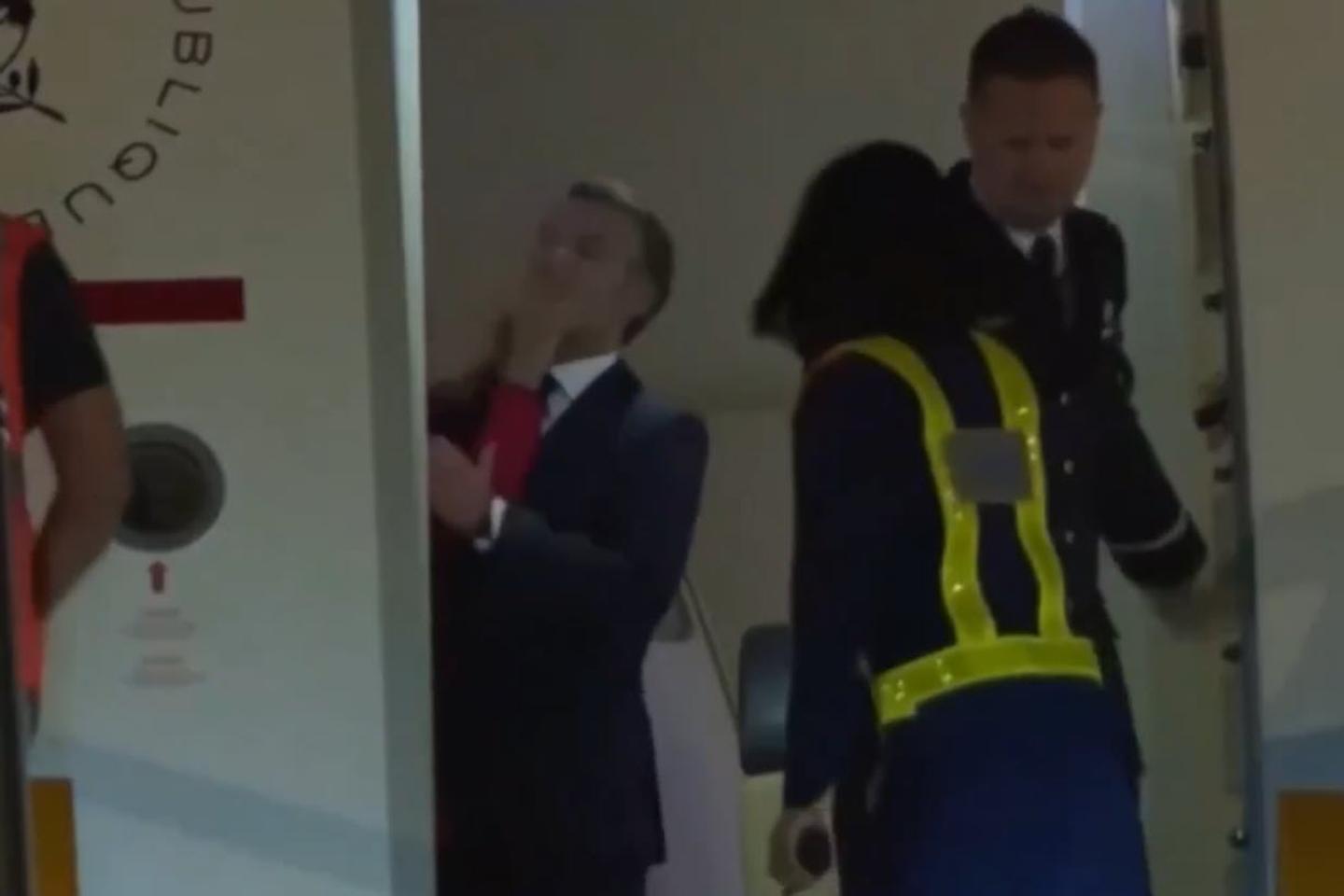 Affaire Vietnam: L'entourage De Macron Dément Une Altercation Physique Avec Brigitte Affaire Vietnam: L'entourage De Macron Dément Une Altercation Physique Avec Brigitte