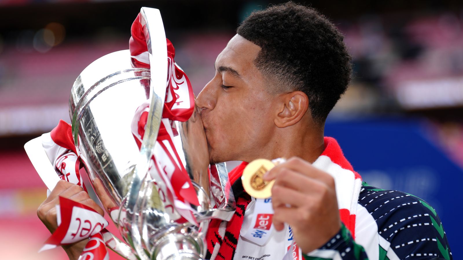Bellingham's Dortmund Move Confirmed: Sunderland Accept Record Fee Bellingham's Dortmund Move Confirmed: Sunderland Accept Record Fee