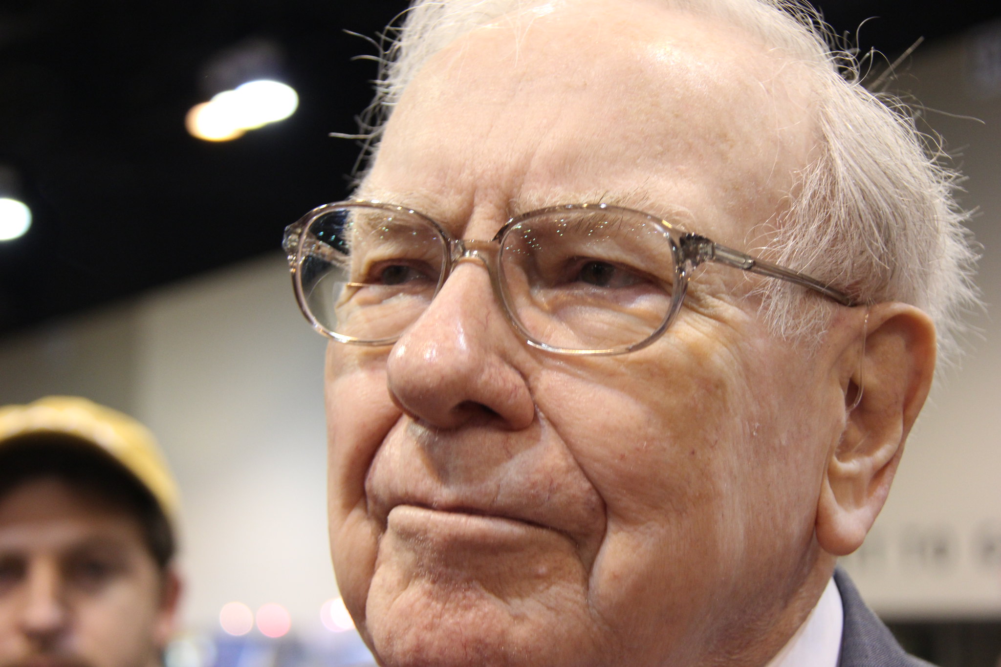 Billionaire Buffett's Strategic Shift: From Banking To Booming Consumer Brand Billionaire Buffett's Strategic Shift: From Banking To Booming Consumer Brand