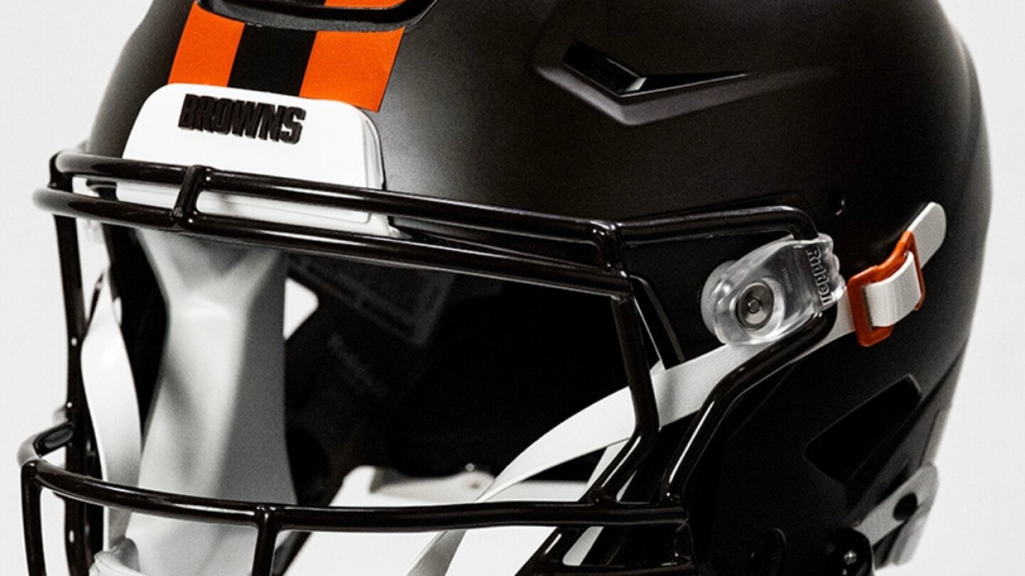 Browns Helmet Change: All Brown, Back In Action