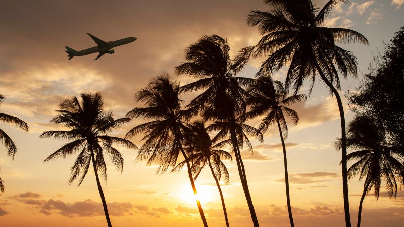 Cheap Flights: Snag A Summer Getaway Before It's Gone Cheap Flights: Snag A Summer Getaway Before It's Gone
