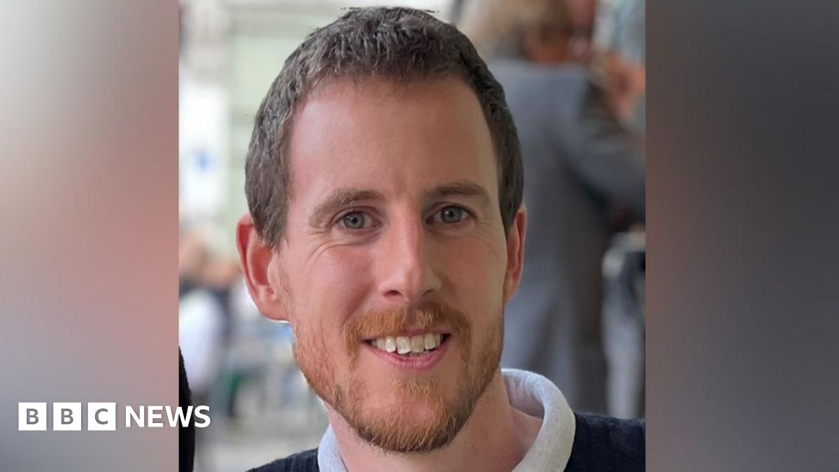 Crash Leaves Thames Valley Police Officer Hurt; Driver To Be Prosecuted Crash Leaves Thames Valley Police Officer Hurt; Driver To Be Prosecuted