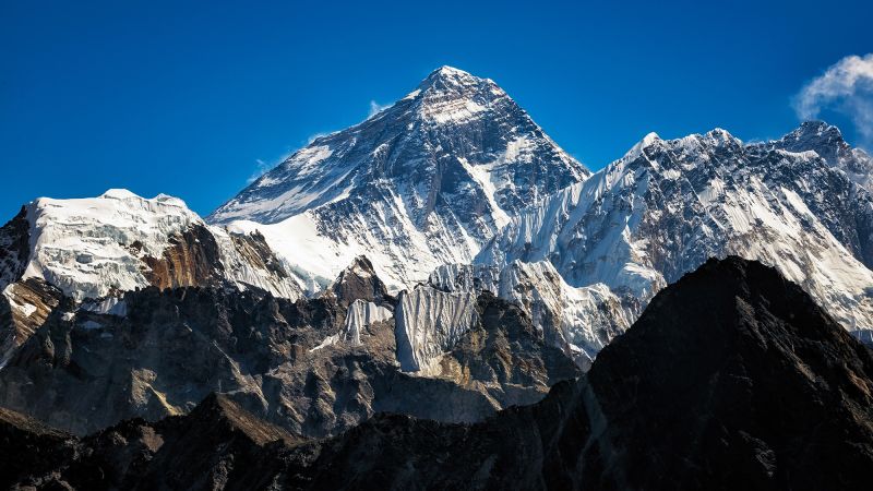 Dangers Of Accelerated Everest Climb Using Anesthesia: Expert Warnings Dangers Of Accelerated Everest Climb Using Anesthesia: Expert Warnings