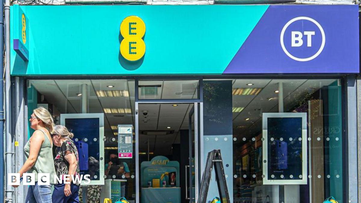 EE And BT Network Failure: Thousands Report Inability To Make Calls EE And BT Network Failure: Thousands Report Inability To Make Calls