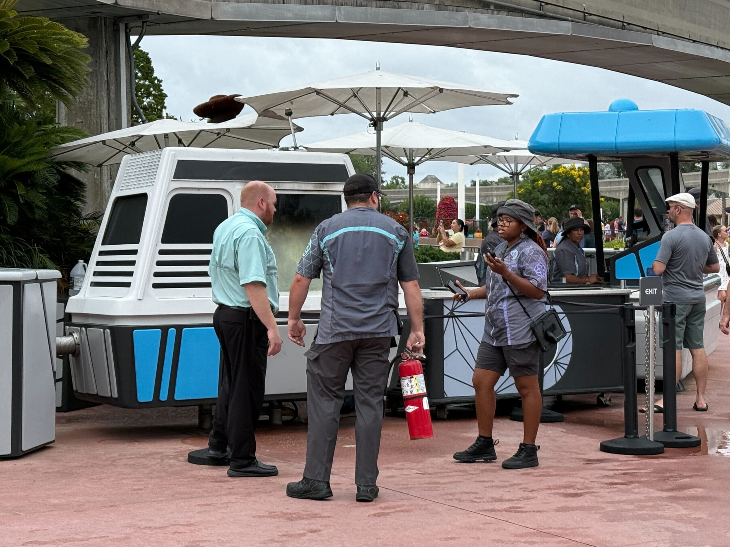 EPCOT Fire: Images Of Burning Popcorn Cart Emerge EPCOT Fire: Images Of Burning Popcorn Cart Emerge