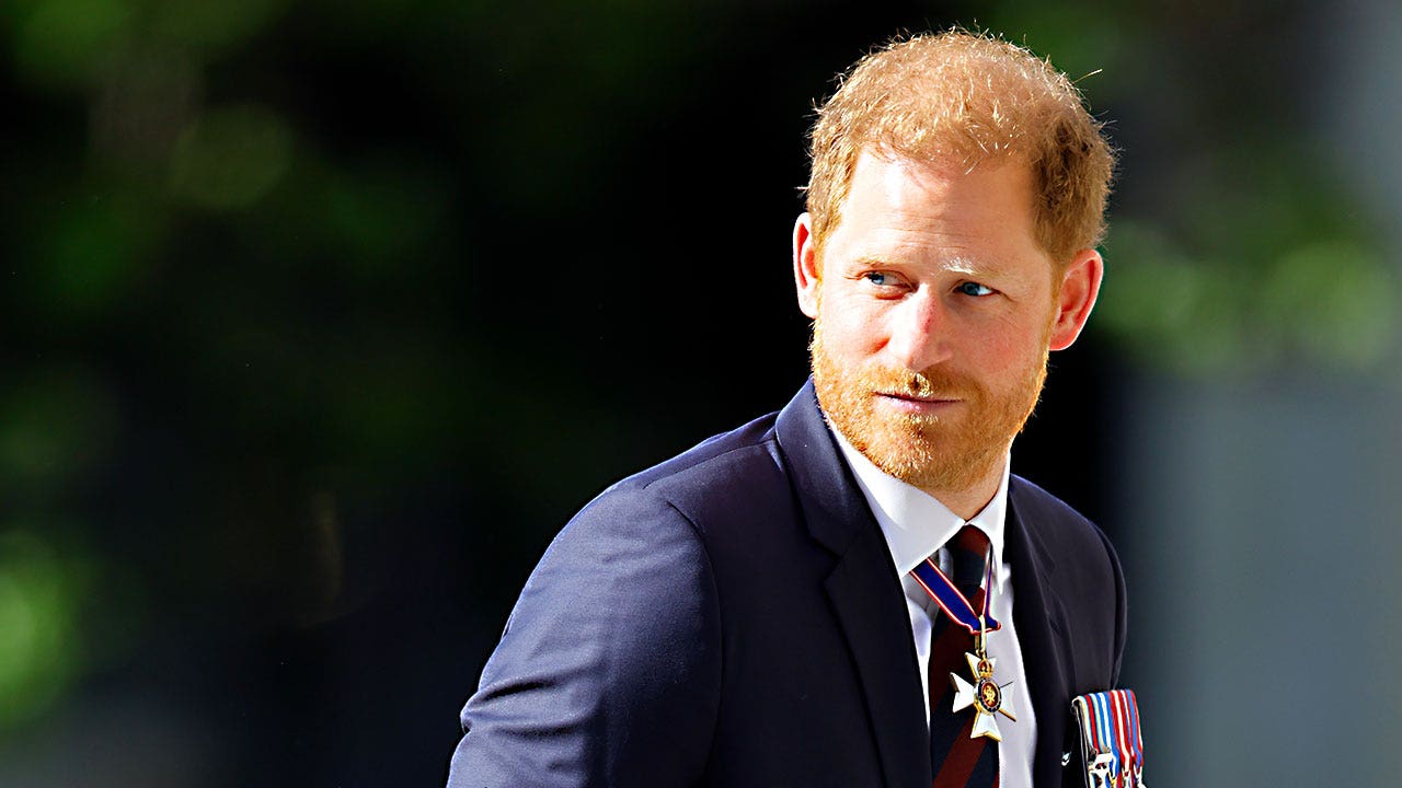 Experts Analyze Prince Harry's New Media Strategy: A Path To Family Reconciliation? Experts Analyze Prince Harry's New Media Strategy: A Path To Family Reconciliation?
