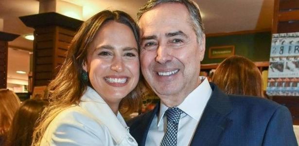 Fake News: Deportação Da Filha De Barroso Dos EUA É Invenção
