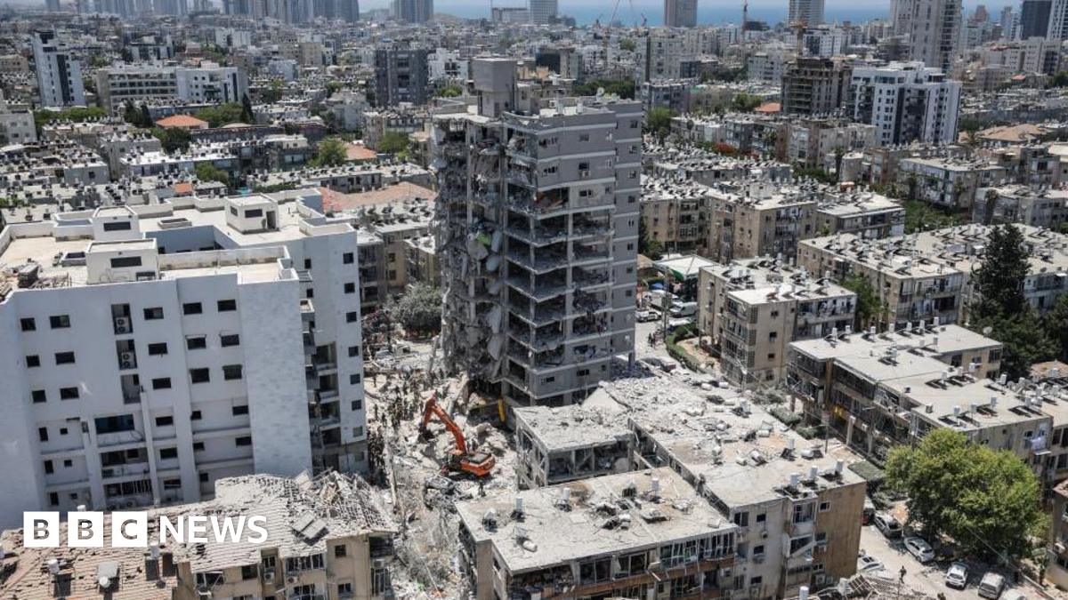 Foreign Office Warning: Britons Advised To Avoid Travel To Israel Foreign Office Warning: Britons Advised To Avoid Travel To Israel