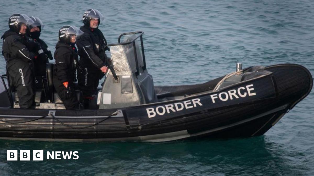 France-UK Migrant Deal: First Deportations Underway France-UK Migrant Deal: First Deportations Underway