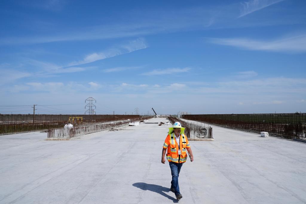 High-Speed Rail Update: Simultaneous Buildout To Gilroy And Palmdale High-Speed Rail Update: Simultaneous Buildout To Gilroy And Palmdale