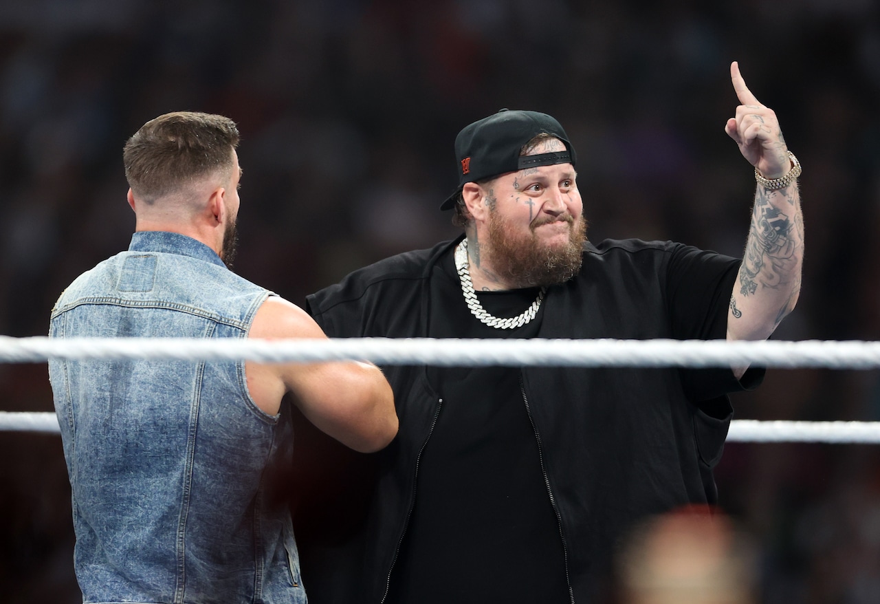 How To Watch WWE SmackDown For FREE Online: Cleveland Show (7/25/25)