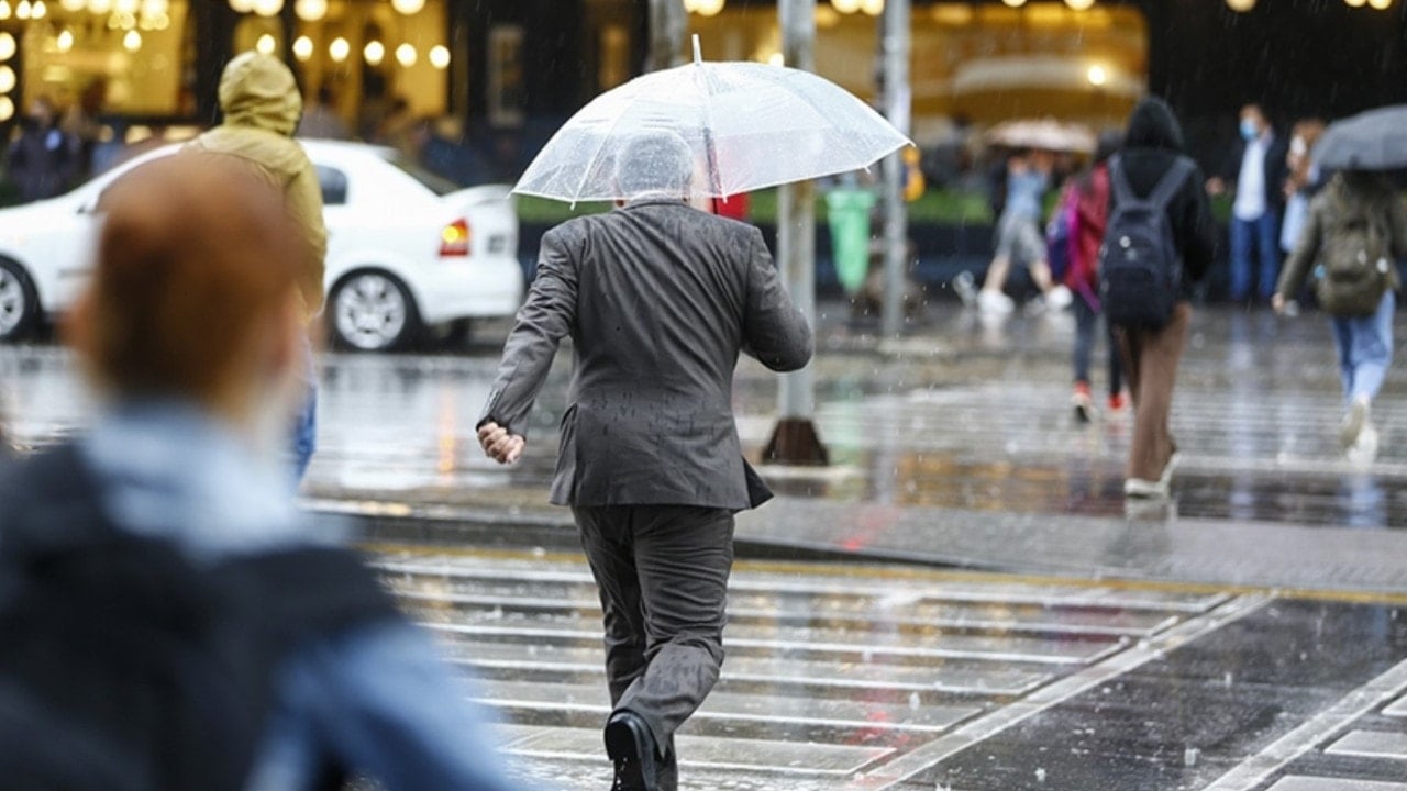 İBB Uyardı: İstanbul'un Stres Seviyesi Tehlikeli Boyutta İBB Uyardı: İstanbul'un Stres Seviyesi Tehlikeli Boyutta