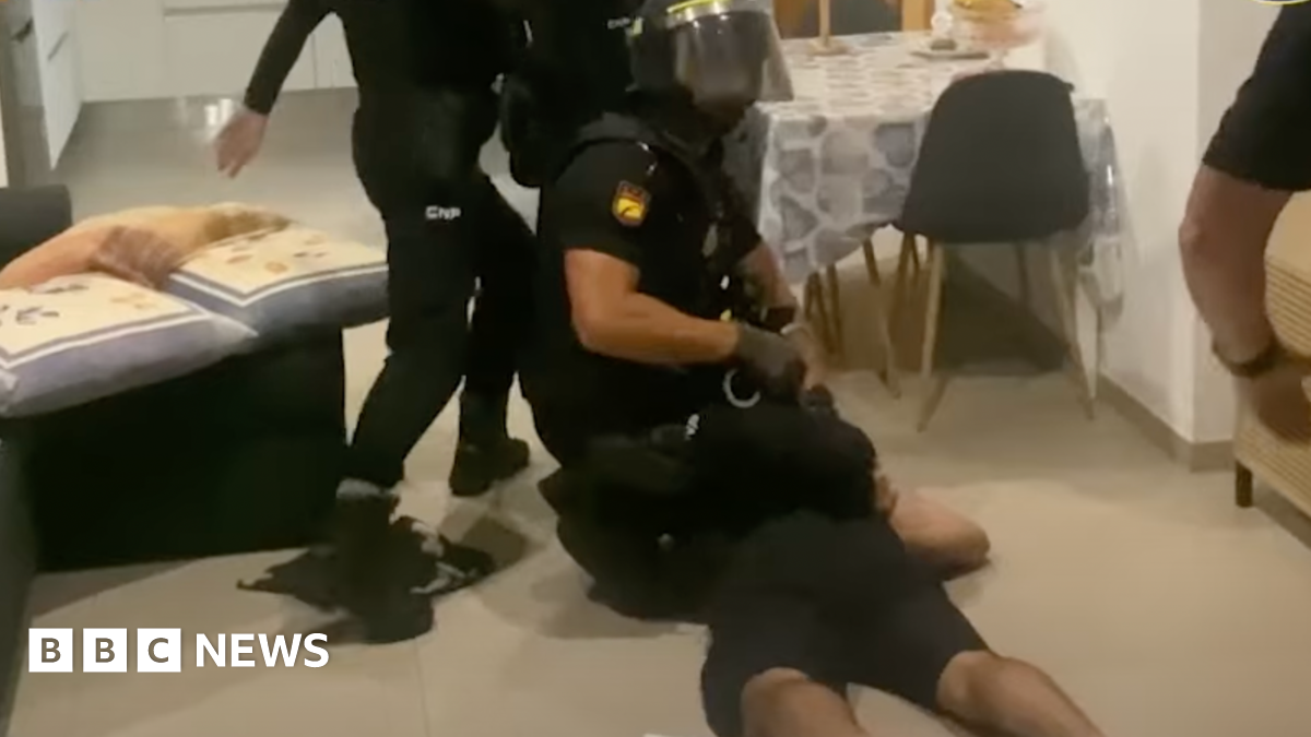 International Cocaine Trafficking Ring Dismantled In Canary Islands; 48 Detained International Cocaine Trafficking Ring Dismantled In Canary Islands; 48 Detained