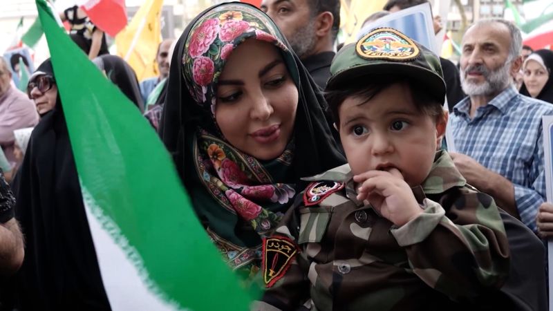 Iranians At Pro-Government Rally Reject Ceasefire As Enough Iranians At Pro-Government Rally Reject Ceasefire As Enough