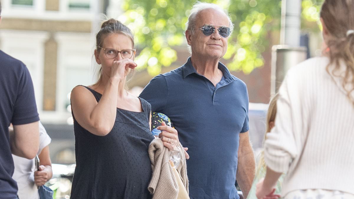 Kelsey Grammer's Growing Family: Eighth Child On The Way Kelsey Grammer's Growing Family: Eighth Child On The Way