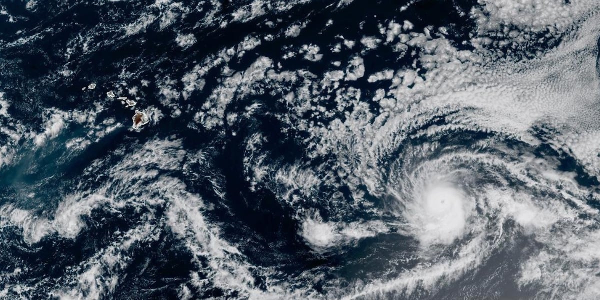 Kiko Remains A Major Hurricane: Preparing For Potential Impacts Of Heavy Rain And High Winds Kiko Remains A Major Hurricane: Preparing For Potential Impacts Of Heavy Rain And High Winds