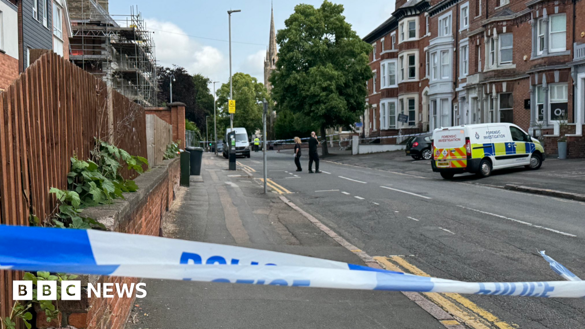 Man Arrested Following Leicester Car Incident Involving Multiple Pedestrians Man Arrested Following Leicester Car Incident Involving Multiple Pedestrians