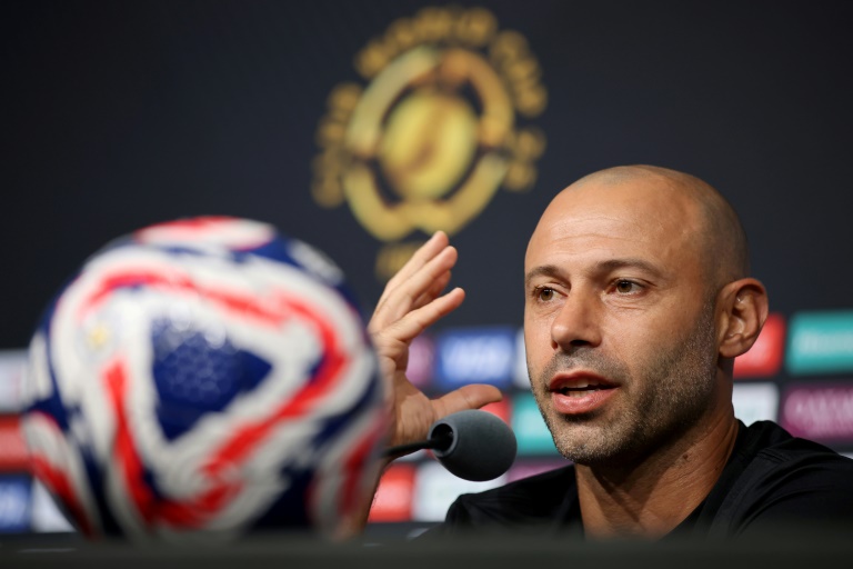 Mascherano Y El PSG: Mascherano Y El PSG: