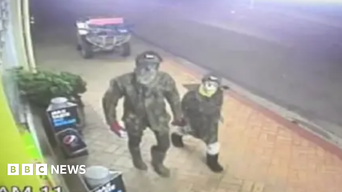 New Zealand Police Search: Family's Plea As Fugitive Flees With Children