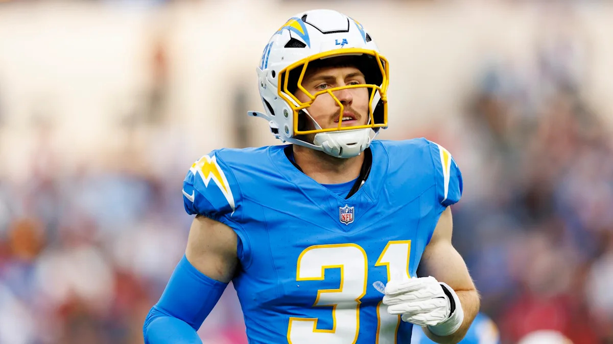 Niemann Joins Packers; Robinson Cut From Green Bay Roster Niemann Joins Packers; Robinson Cut From Green Bay Roster