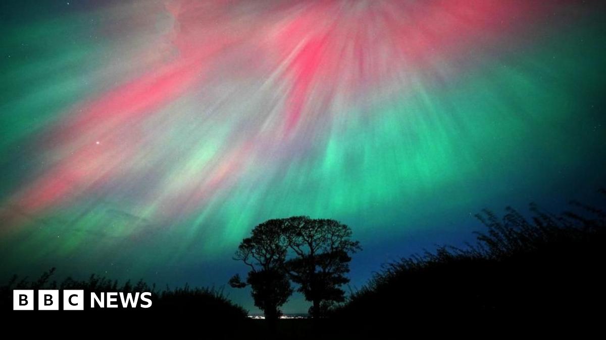 Northern Lights Forecast: UK Viewing Chances High Northern Lights Forecast: UK Viewing Chances High