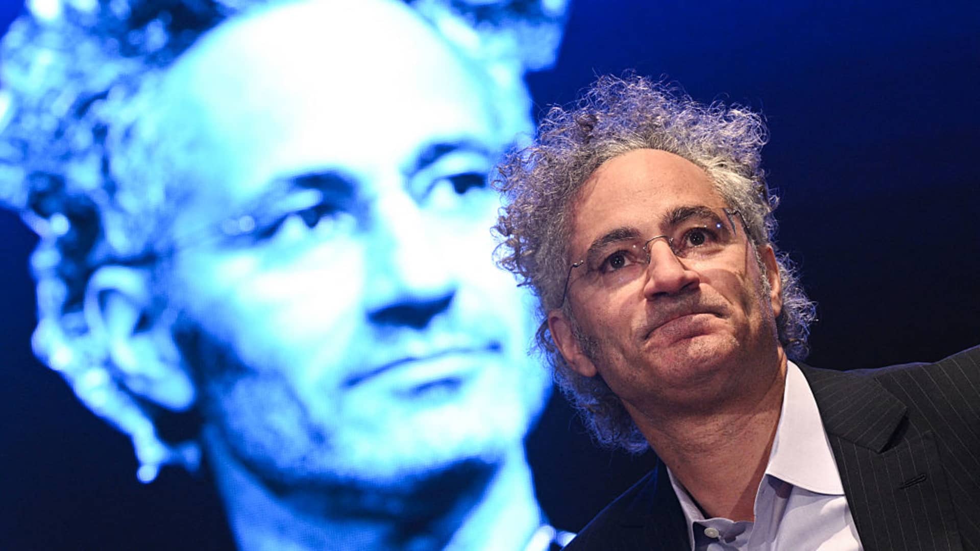 Palantir Stock Plunges: Sixth Consecutive Day Of Losses Marks New Low