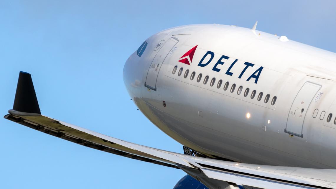 Passenger's Battery Ignites On Delta Flight From Atlanta, Forcing Diversion Passenger's Battery Ignites On Delta Flight From Atlanta, Forcing Diversion