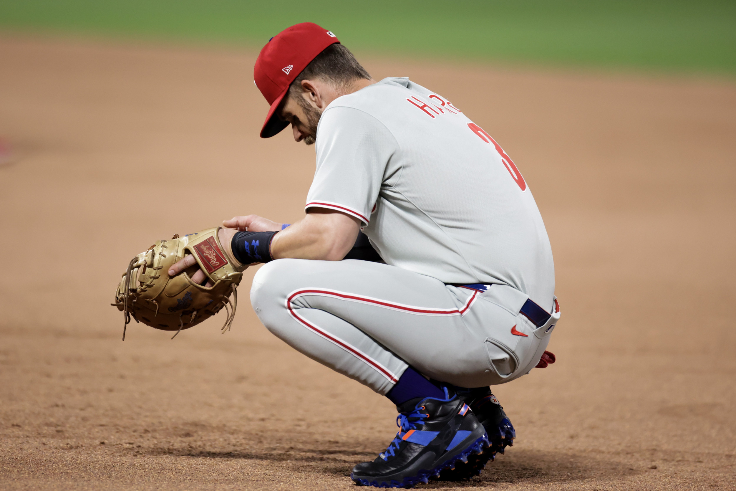 Phillies' Clubhouse Fallout: Harper Addresses Concerning Series Loss Phillies' Clubhouse Fallout: Harper Addresses Concerning Series Loss