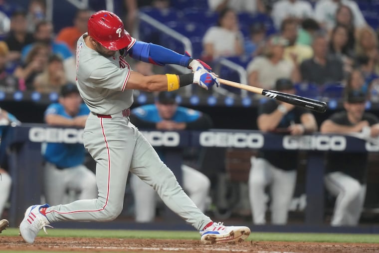 Phillies' Trea Turner Exits Game With Hamstring Strain Phillies' Trea Turner Exits Game With Hamstring Strain