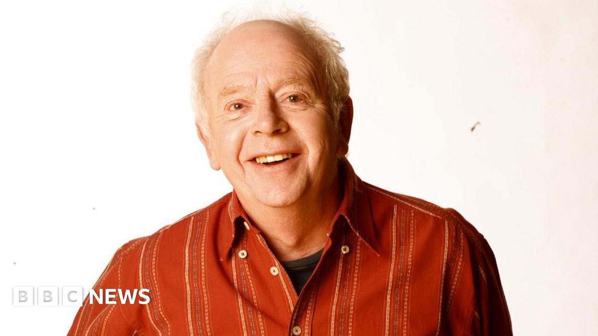 Remembering Ray Brooks: The Voice Behind Mr. Benn Remembering Ray Brooks: The Voice Behind Mr. Benn