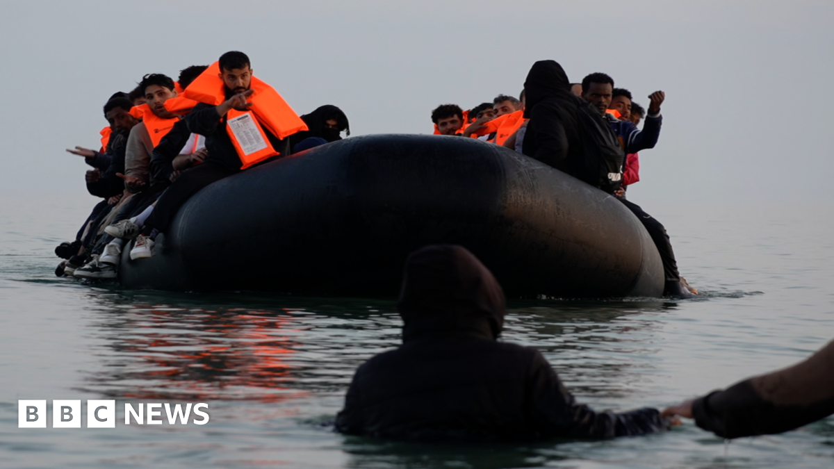 Rise In Channel Migrant Arrivals: Smugglers Utilize Rise In Channel Migrant Arrivals: Smugglers Utilize