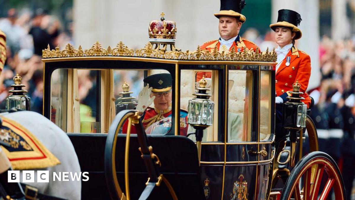 Royal Family To Mark Air Crash Tragedy At Trooping The Colour Royal Family To Mark Air Crash Tragedy At Trooping The Colour