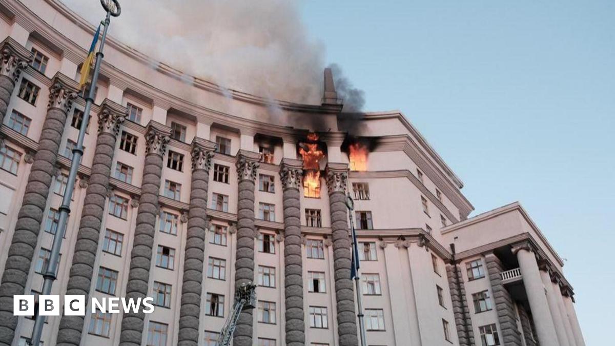 Russian Missile Hits Kyiv Government Building; Zelensky Responds