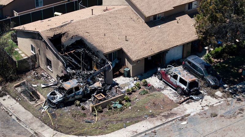 San Diego Plane Crash: Multiple Fatalities, Extensive Damage Reported San Diego Plane Crash: Multiple Fatalities, Extensive Damage Reported