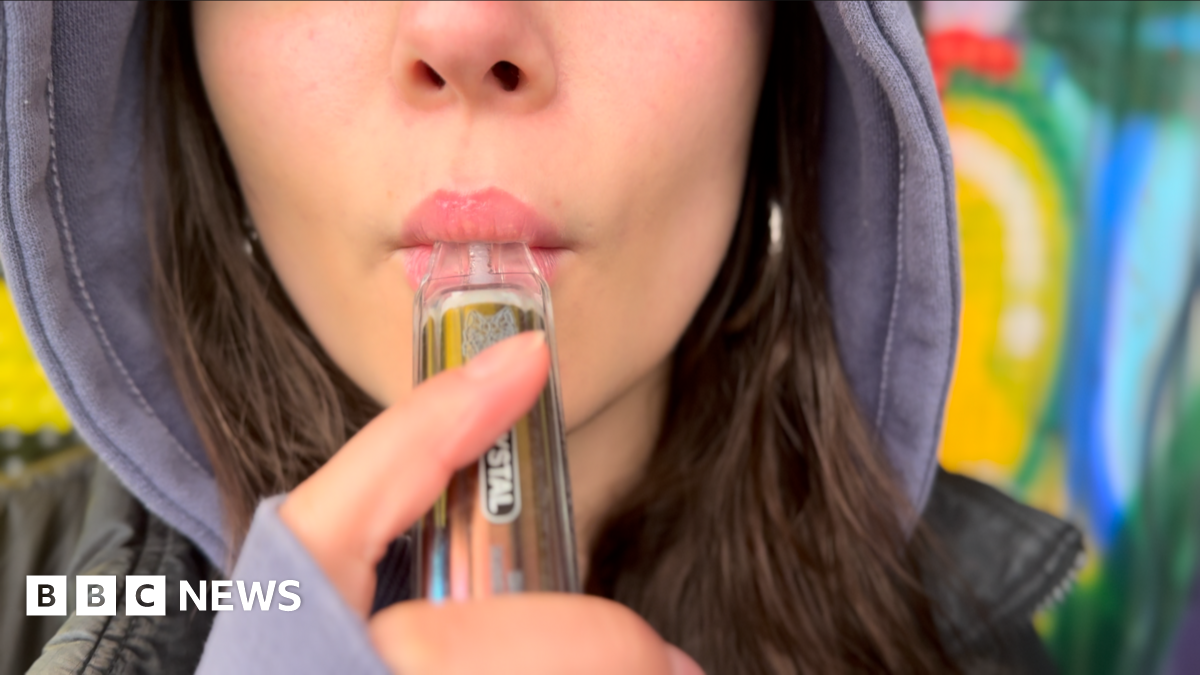 Schoolchildren Targeted: Spice-Infused Vapes Sold Via Snapchat Schoolchildren Targeted: Spice-Infused Vapes Sold Via Snapchat