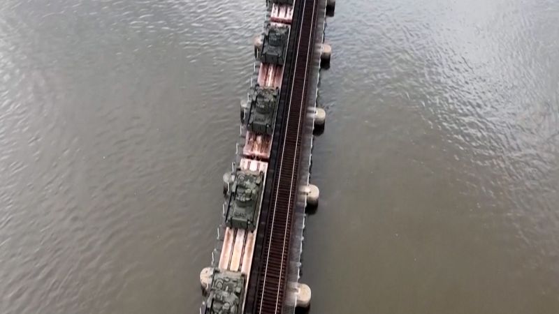 Tanks Roll Into Washington D.C.: Aerial Footage Reveals Military Buildup Before Parade Tanks Roll Into Washington D.C.: Aerial Footage Reveals Military Buildup Before Parade