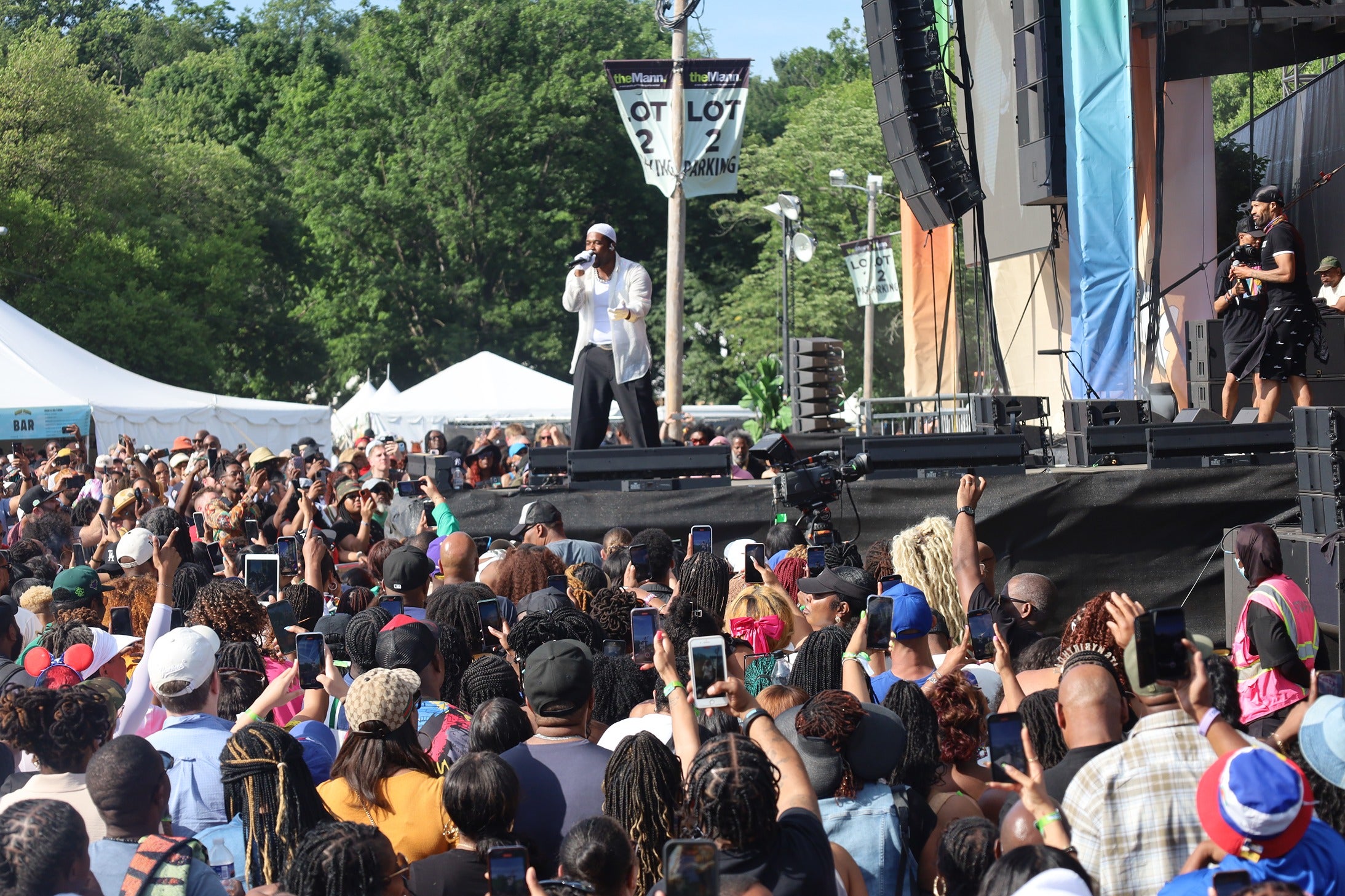 This Week's Top Events: Roots Picnic, Pride Celebrations, And West Philly Porchfest This Week's Top Events: Roots Picnic, Pride Celebrations, And West Philly Porchfest
