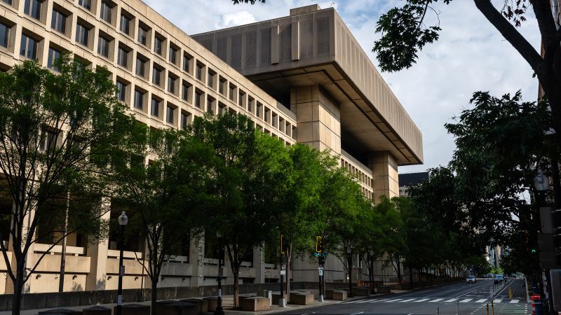 Trump Administration And FBI Clash: High-Ranking Officials Ousted Trump Administration And FBI Clash: High-Ranking Officials Ousted