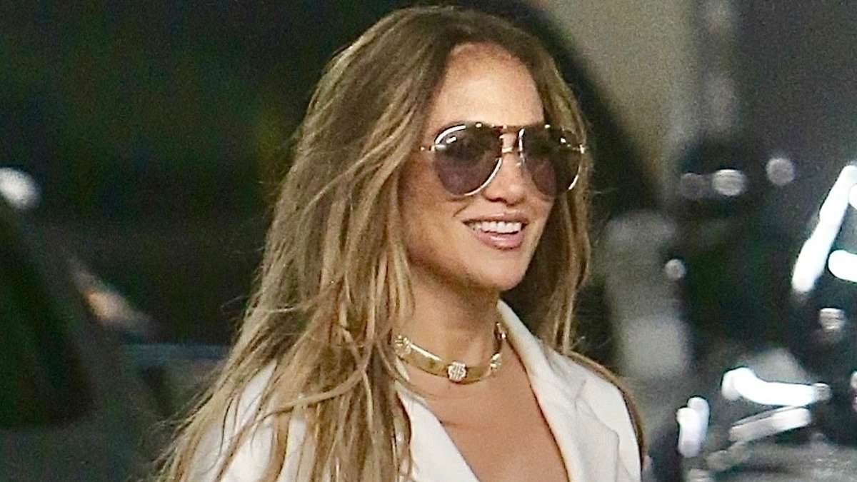 Unbothered J.Lo: Stylish LA Appearance Follows Public Roast Unbothered J.Lo: Stylish LA Appearance Follows Public Roast