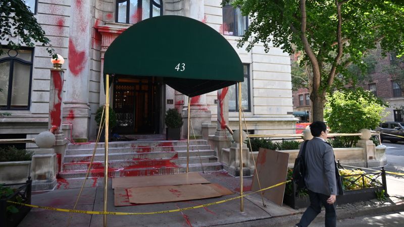 Upper West Side Building Vandalized: NYT Editor Among Residents Upper West Side Building Vandalized: NYT Editor Among Residents