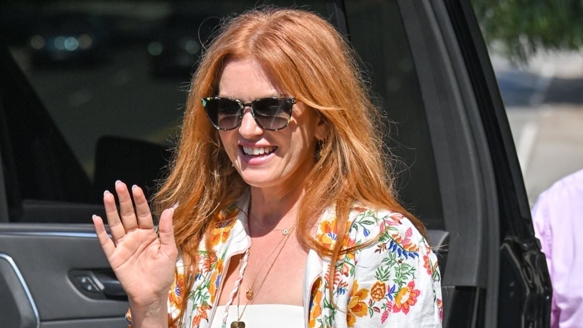Vanessa Hudgens, Isla Fisher, And Kaitlyn Dever: A Trio Of Stars At Star-Studded Gathering