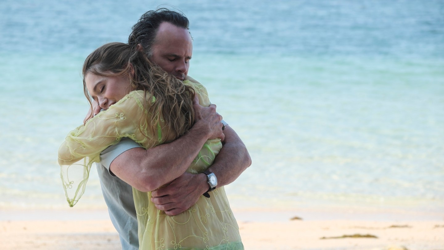 Walton Goggins' Heartfelt Explanation For Unfollowing Aimee Lou Wood On Instagram Walton Goggins' Heartfelt Explanation For Unfollowing Aimee Lou Wood On Instagram