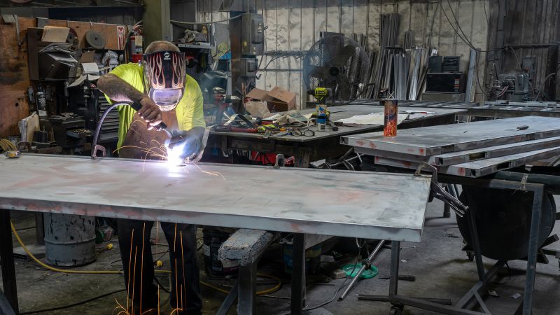 Weak Job Growth In May: Private Sector Employment Increase At Two-Year Minimum Weak Job Growth In May: Private Sector Employment Increase At Two-Year Minimum